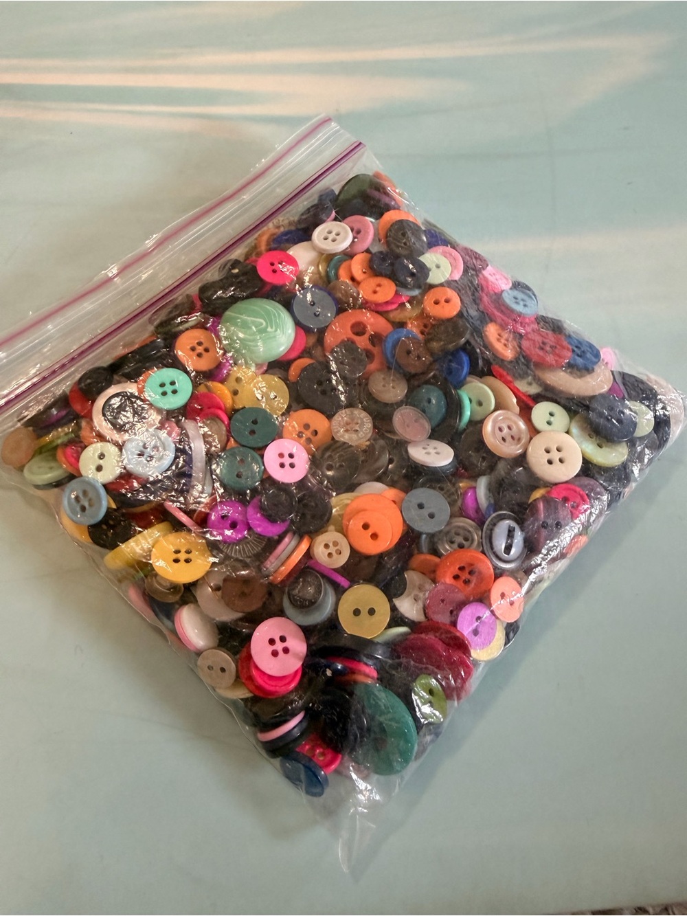 Mixed Color Assorted Buttons Lot - Picture 2 of 3